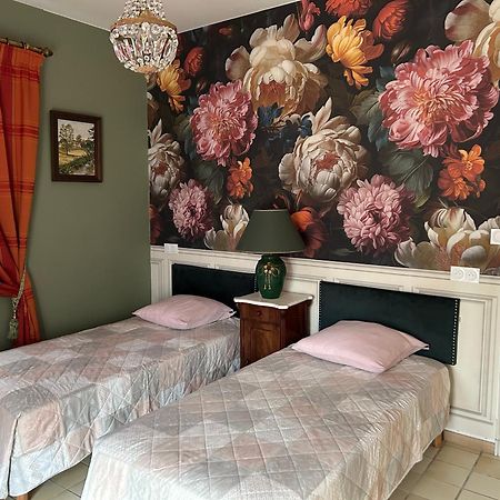 Manoir De La Gravette, Maison & Table D'Hotes Montauban Luaran gambar