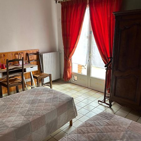 Manoir De La Gravette, Maison & Table D'Hotes Montauban Luaran gambar