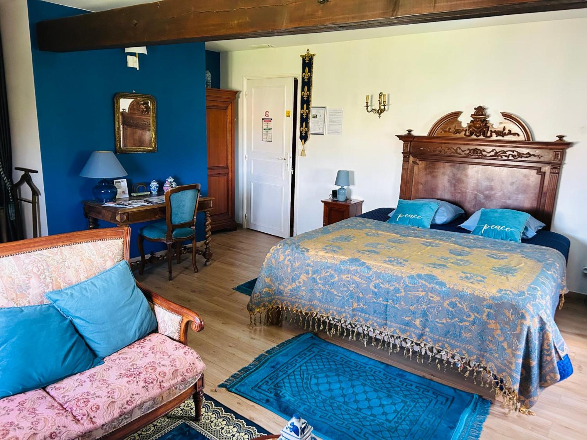 Manoir De La Gravette, Maison & Table D'Hotes Montauban Luaran gambar