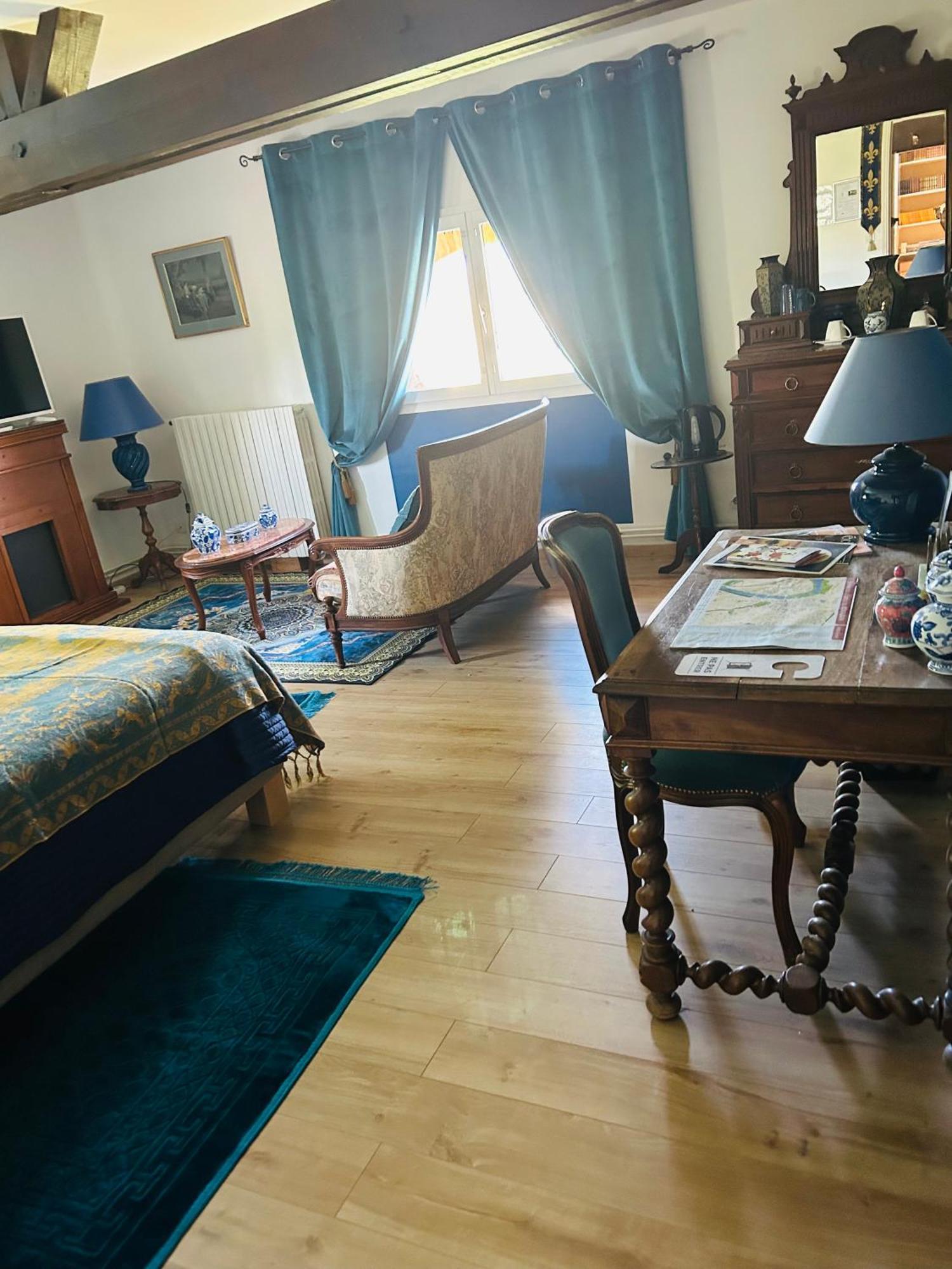 Manoir De La Gravette, Maison & Table D'Hotes Montauban Luaran gambar